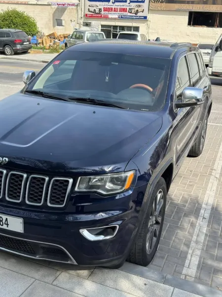 2018 Jeep Grand Cherokee in Dubai